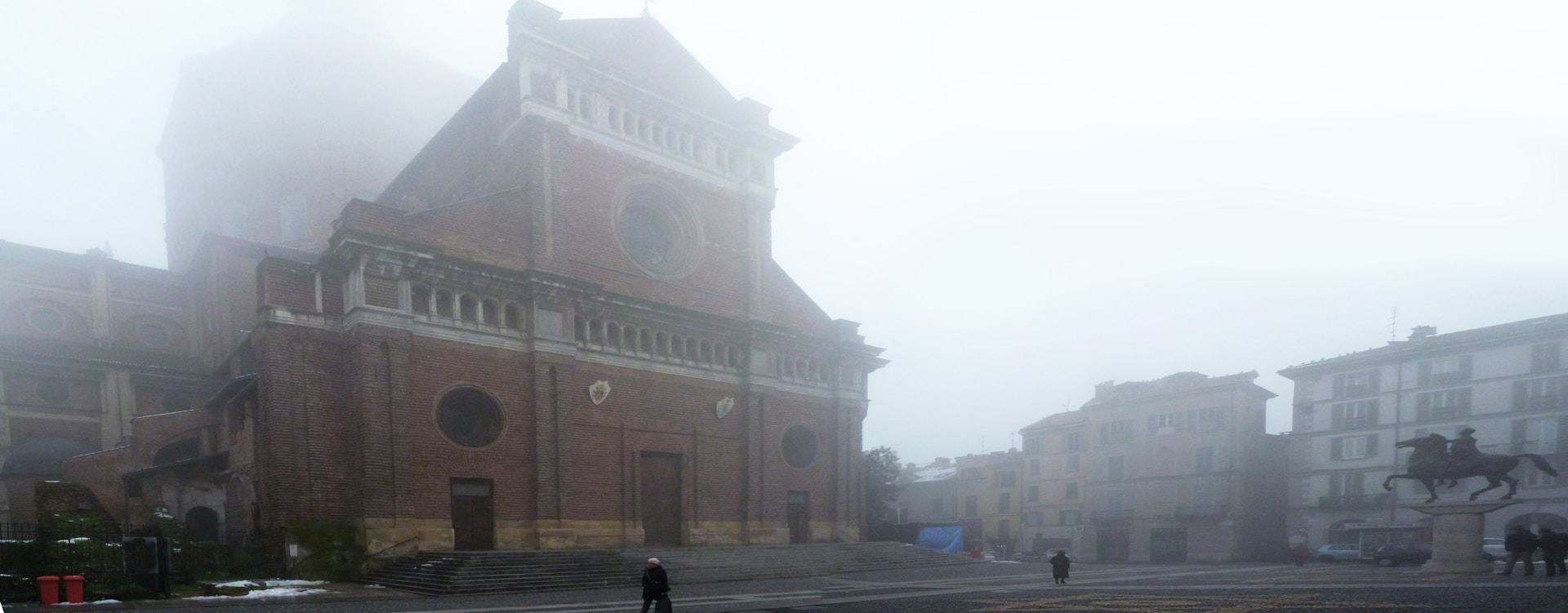 pavia nebbia